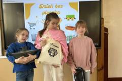 c43babdf-67e8-43a7-9c39-89e2798ceeee