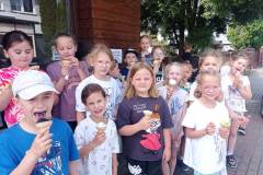 c05eff32-824f-4587-8fc6-c0e618d2102c