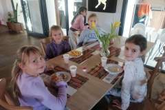 921a3f78-dad4-41d8-8dd3-a947bc725087
