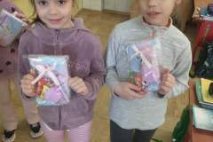 39df9781-35c2-4e2e-8782-1f114716626c