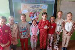 80f9ee9a-389f-42b8-aa1e-0f1cb23532ea