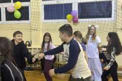 821bcd8b-fc54-4e49-b27f-f39b989f61d7