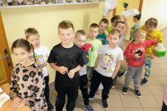 64ae619d-4f19-457c-8929-e8a87f761140