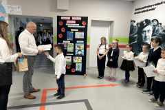 1cd4da80-a33c-40e0-8865-435a829a7e69