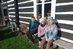 d898c464-d780-4b67-90ed-044f3782d949