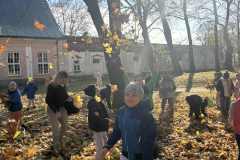 b5270bc4-74c5-4eb2-9c3d-47923fe7a37d