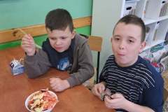 f0861d28-83fc-4b57-b012-2c056ceda0b6