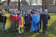 d9a2bc11-a544-4753-98df-2bdfbea5b509