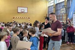 1c2f66fe-240c-4289-8543-f76669960e90