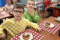 2ddb23fa-d414-4ea7-93ef-7d89ec25faad