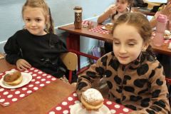 498508f9-21e3-43bf-9497-d0d3b38829c8