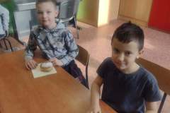 7c44a812-e9db-4b61-b54a-c54733727848