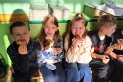 b18e401d-bdfb-4900-b460-da3cc993827c