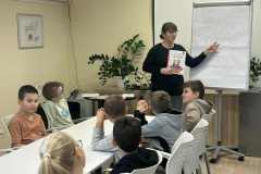 f5d27b9a-90ef-468b-b5b3-6e2512602e60