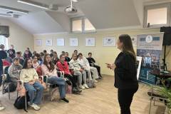 fb116384-c0cc-44c0-acfe-d67a888e7e18