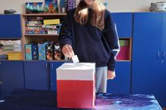 ddacc332-05b5-4e97-b03a-c4d371eae19b