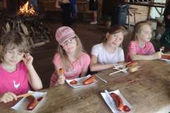 d2736129-d070-4053-bcc2-bb4ae9073ab9