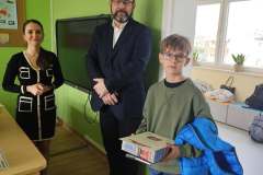 9ed89eb1-f19d-4829-b3d2-4664e26f86f0