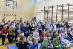 e0189916-7775-4d28-885c-8ea87f77f6f7