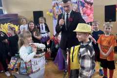 9b7bfbc6-133e-446e-aa7d-4263f2b2340b