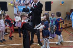 f5cc1e8e-ebdd-4af9-a8b7-b663ad51a933