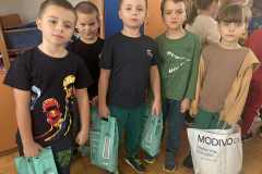 825473bf-42d4-4395-a2da-ffc1dca35146